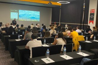 Dr.Serhat Köken ve Prof.Dr.Aslıhan Üşümez ile Eğitim - Kayseri