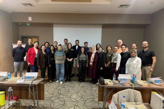 Dr.Gökhan Dokumacıgil ile Estetik ve Restoratif Diş Hekimliği Eğitimi -Eskişehir